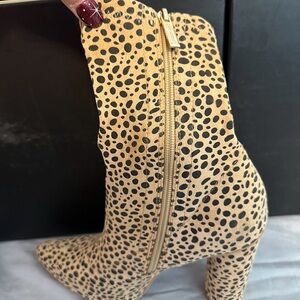 Chic Leopard Print Heeled Boots NEW IN BOX